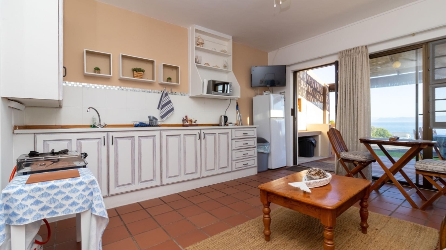 5 Bedroom Property for Sale in De Kelders Western Cape